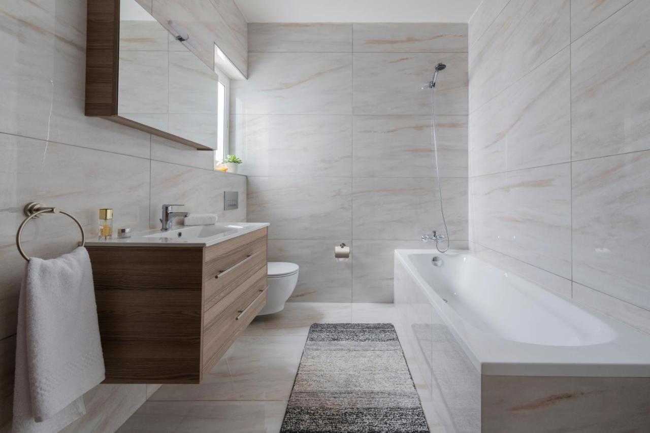 Staymela Apartments - Birkirkara ภายนอก รูปภาพ