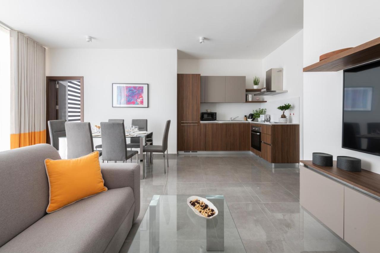Staymela Apartments - Birkirkara ภายนอก รูปภาพ